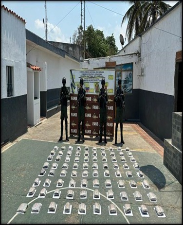 Recuperan 40 panelas de marihuana en playas de Sucre