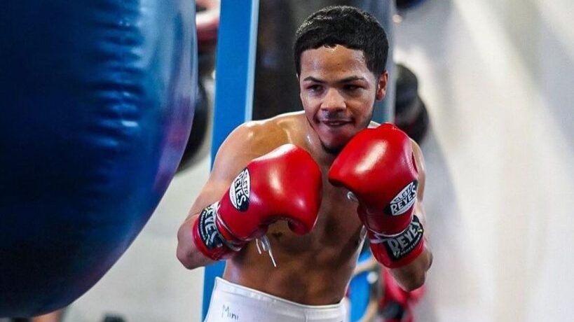 Sebastian-Cano-Caporales-Erick-‘Mini-Pacman-Rosa-regresa-al-ring.jpg