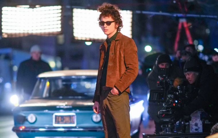 Timothée Chalamet y su gran parecido a Bob Dylan para “A Complete Unknown”