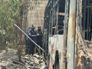 Incendio provocado destruyó 112 autobuses de TransAragua