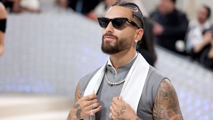 Maluma deja ver lo enamorado que está de su princesa Paris en redes sociales