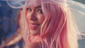 ¡Un caos en Guatemala! Tres muertos luego del concierto de Karol G