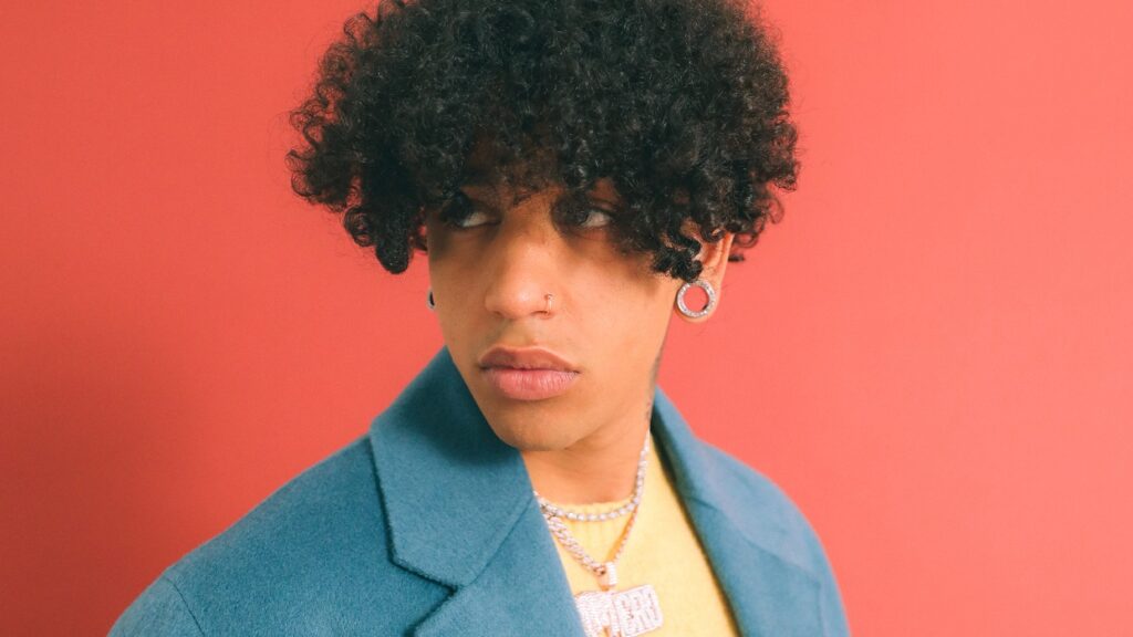 Micro TDH revela cómo su novia Bárbara fue pieza clave para dejar atrás su adicción