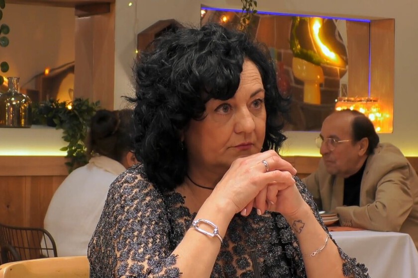 'First Dates', la soltera de Madrid no puede creerse la confesión de su cita. "Era un Pink Floyd con dinero"