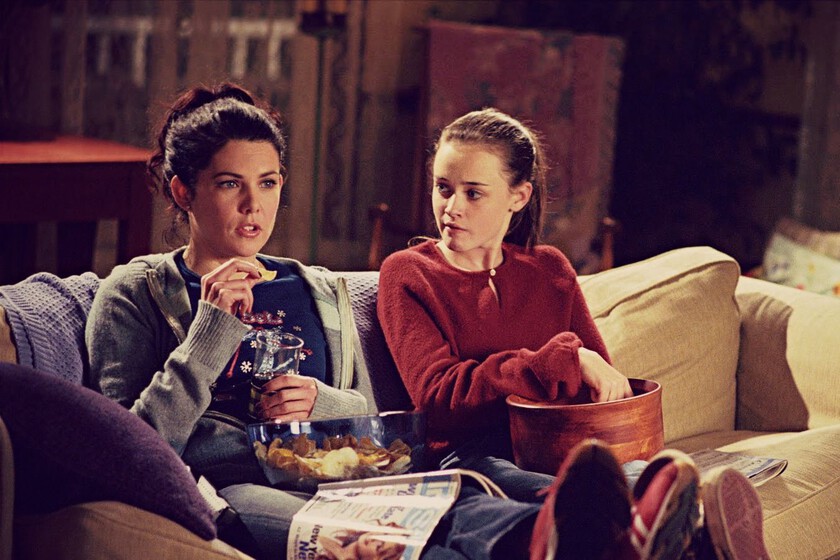 'Las chicas Gilmore', una encantadora historia de maduración con diálogos ingeniosos, un toque excéntrico y un pueblo idílico