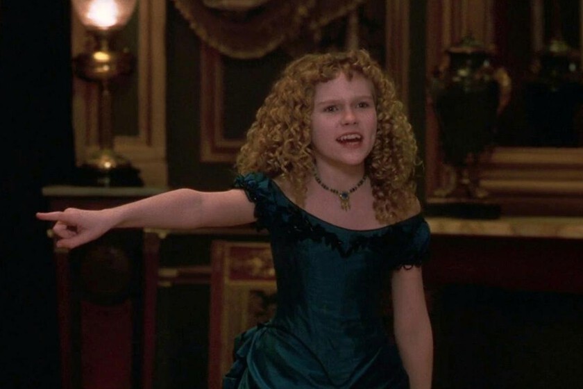 "Yo tengo 12 años y él 31, ¿por qué iba a disfrutarlo?". Kirsten Dunst habla sobre su polémico beso en una aclamada película de 1994