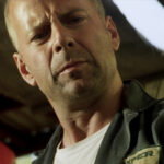 Bruce Willis daba dinero extra al equipo de ‘Armageddon’ al final de cada semana. «Es tan buen tío»