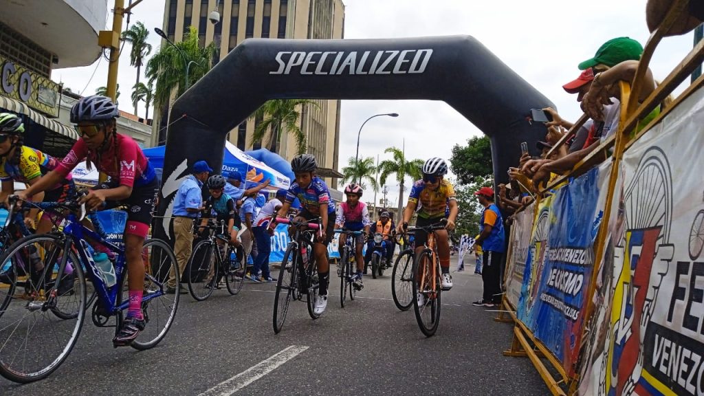 Actividades deportivas y culturales abren Feria de Mayo de Yaracuy