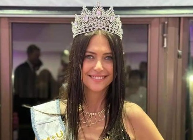 Señora de 60 años vence a jovencitas y queda a un paso llegar a Miss Universo en Argentina