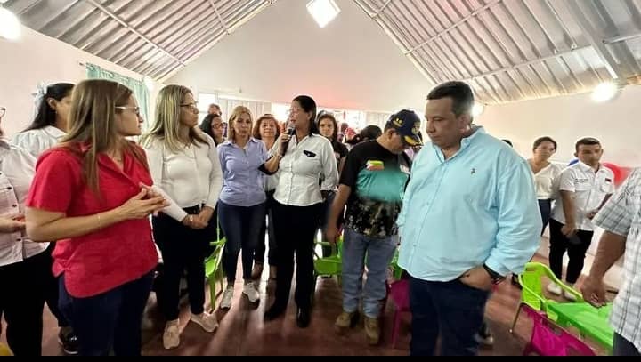 Bricomiles y sistema 1×10 rehabilitan 30 centros de salud en Trujillo