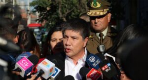 Chile estudia expulsar a migrantes irregulares que cometan delitos menores