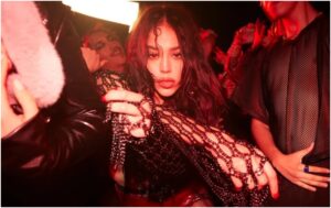 Danna Paola conquista a sus seguidores con su nuevo álbum "Childstar"