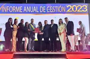 Gobernador José Vásquez presentó Memoria y Cuenta 2023