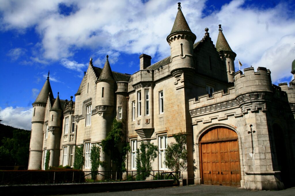 El Rey Carlos III anunció la apertura al público de este histórico castillo