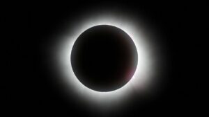 El eclipse más esperado del año y las imágenes que deja