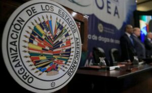 la OEA pidió diálogo entre ambos países y llamó a una reunión del Consejo Permanente