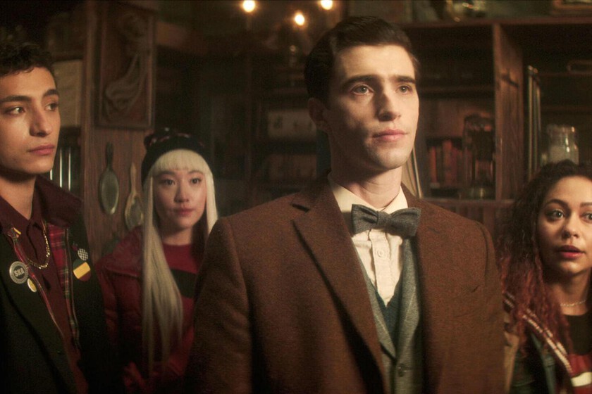 Arrasa en Netflix México una serie que combina misterio, actividad paranormal y espíritus adolescentes