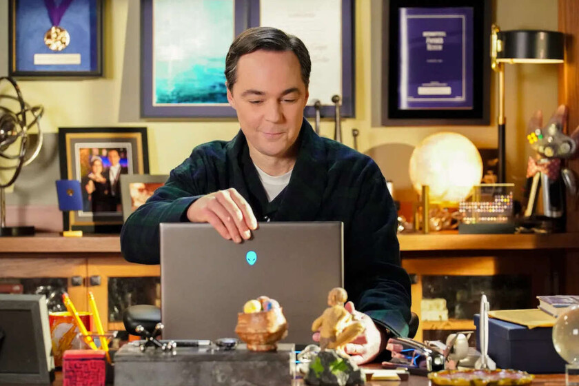 El cameo más esperado del final de 'El joven Sheldon'. Así regresan Jim Parsons y Mayim Bialik en unas imágenes llenas de guiños a 'The Big Bang Theory'
