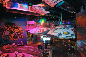 Disney se sumó a la moda de la realidad virtual en los noventa con una cadena de arcades, y el resultado fue uno de sus más notorios fracasos