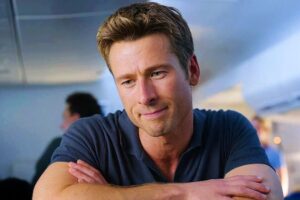 "Si la estrenamos en streaming, no tendrá ningún impacto cultural". Glen Powell defiende los cines como la gran clave del éxito de 'Cualquier menos tú'