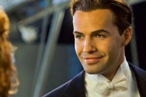 este actor de 'Titanic' se convierte en la copia exacta de una leyenda de Hollywood para una de las biopics más esperadas del cine