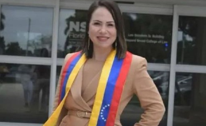 La venezolana Albany Rojas comenzó limpiando casas y ahora es abogada de migración en EEUU