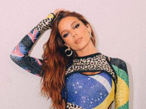 Anitta denuncia intolerancia religiosa