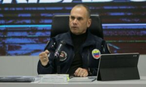 Autoridades trabajan en plan de seguridad vial para el país