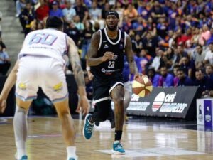 Broncos tras de regreso a Jordan Williams