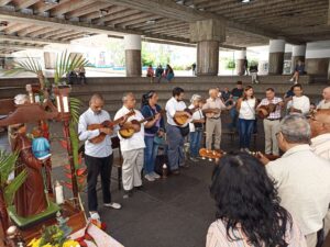 Caracas canta y baila con sus tamunangueros