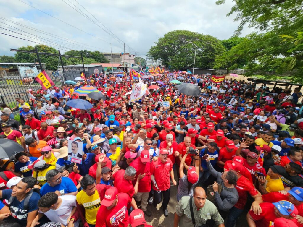 Diosdado Cabello recorrió San Fernando de Apure