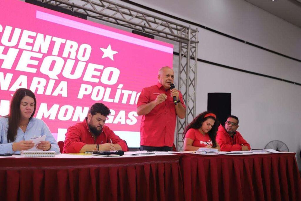 Diosdado Cabello: La oposición actúa como una mafia
