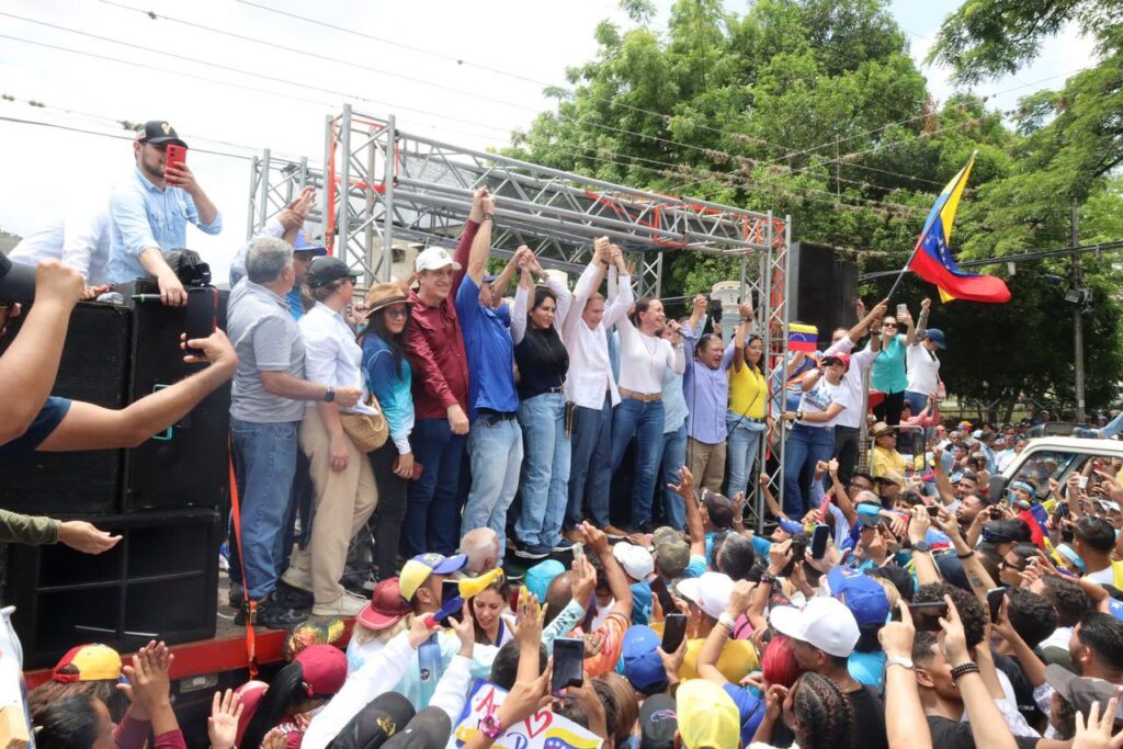 El primer discurso de campaña de Edmundo González desde La Victoria