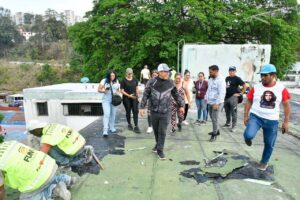 Gobierno de Caracas recupera edificios en Caricuao