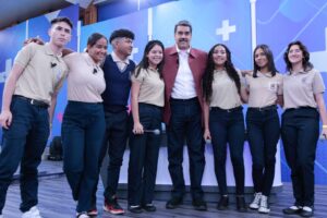 Gobierno garantiza cupos universitarios para 339.145 bachilleres