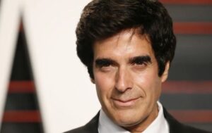 El mago David Copperfield es acusado por 16 mujeres de abuso sexual