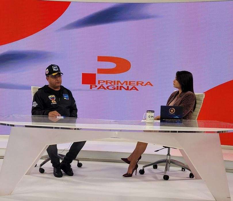 INTT presenta nueva licencia con chip incorporado