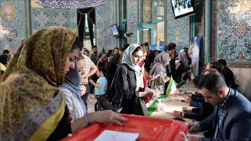 Irán celebrará elecciones anticipadas el 28 de junio