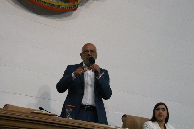 La UE actúa como perro faldero de Estados Unidos