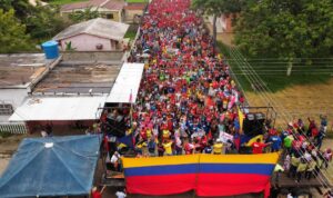 Parroquia Mantecal en Apure se desborda en apoyo a Maduro