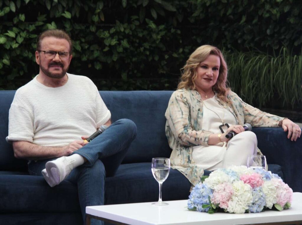 Pimpinela continúa fiel a su estilo musical