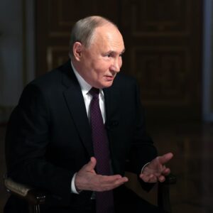 Putin quiere reanudar la paz con un gobierno legítimo en Ucrania