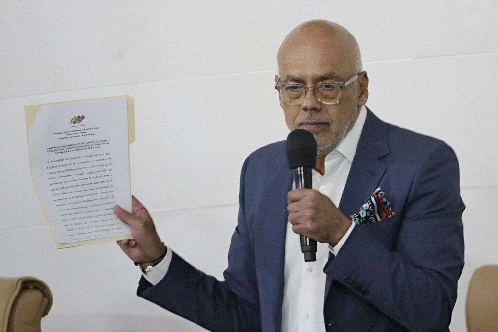 Rodríguez: La UE actúa como perro faldero de Estados Unidos