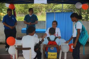 Venezuela Joven brindó atención médica a 282 estudiantes de Mamporal