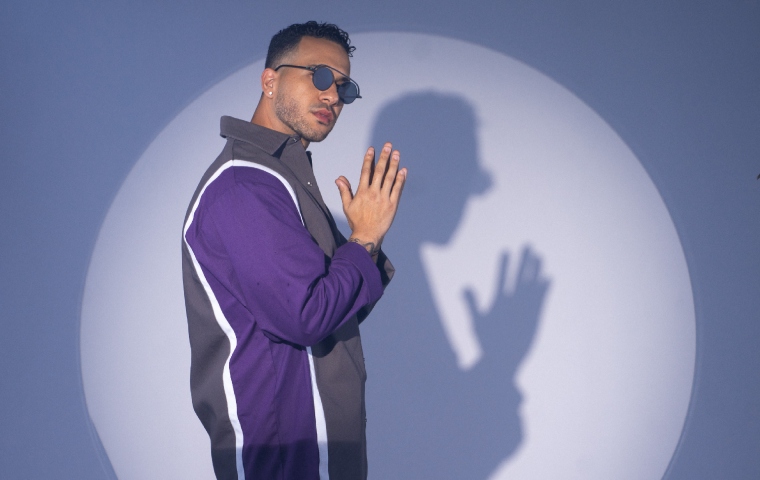 Neka One está de estreno de "Caracas a Londres" con su nuevo tema