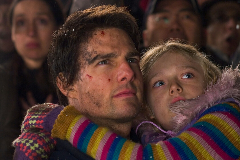 Tom Cruise le regaló su primer móvil a Dakota Fanning hace 19 años, y desde entonces no se ha saltado un solo cumpleaños con un regalo muy específico