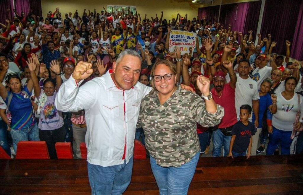 Angie Gutiérrez asume como alcaldesa encargada de Simón Planas