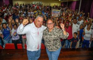 Angie Gutiérrez asume como alcaldesa encargada de Simón Planas