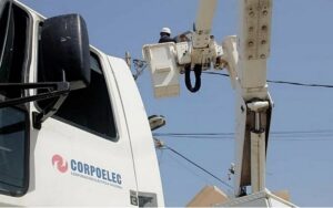 Autoridades desarrollan estrategias para mejorar servicio eléctrico