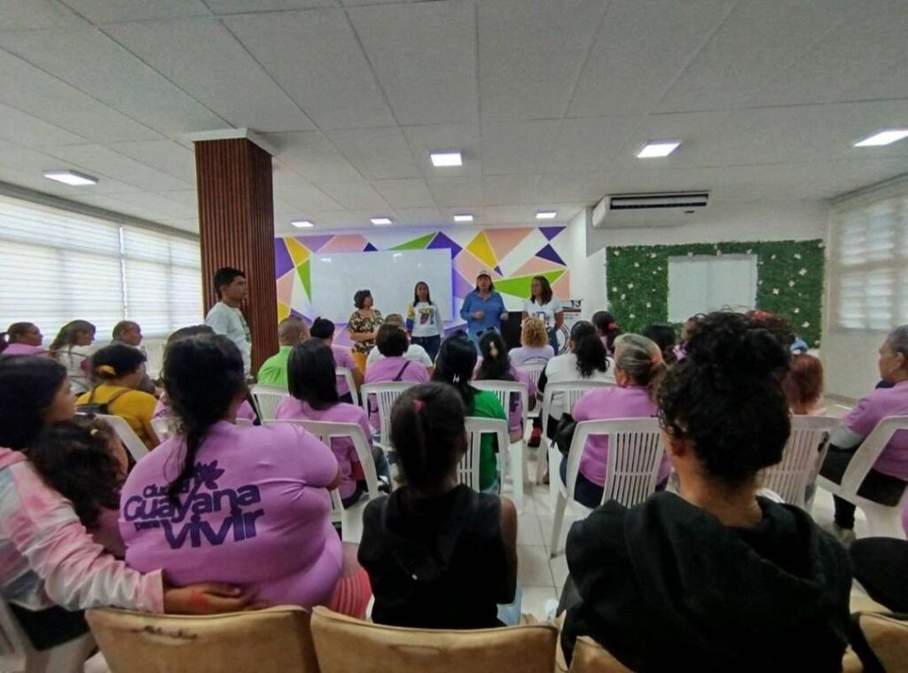 Con campaña formativa promueven protección de la mujer en Ciudad Guayana